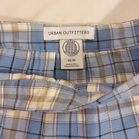 UO Plaid Mini Skirt - Picture 4 of 5